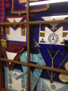 Freemasonry regalia